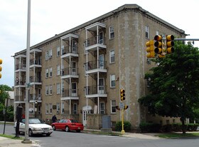 Maple Commons Apartments