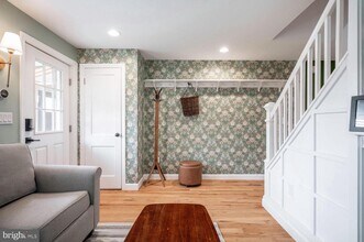 2444 S Oakland St in Arlington, VA - Building Photo - Building Photo