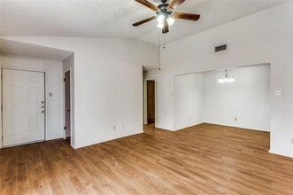 1140 Jameson St in Weatherford, TX - Building Photo - Building Photo