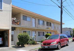 1560-1568 36th Ave in Oakland, CA - Foto de edificio - Building Photo