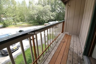 890 Blind Nick Dr-Unit -Unit 4 in Wasilla, AK - Building Photo - Building Photo