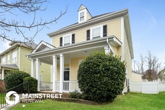 9831 Grier Springs Ln in Charlotte, NC - Foto de edificio - Building Photo