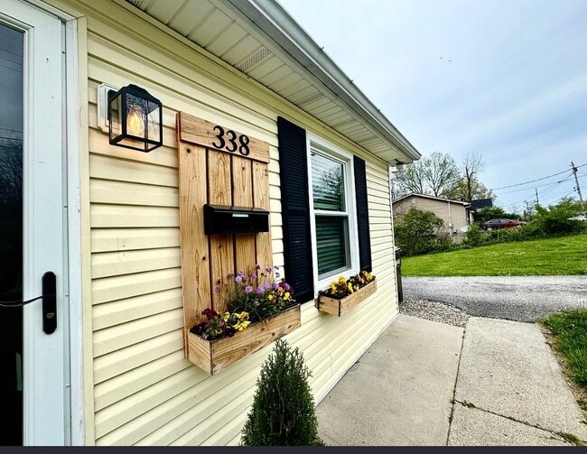 338 Hill St in Richmond, KY - Foto de edificio - Building Photo