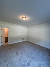 1210 Ainsworth Alley in Buford, GA - Foto de edificio - Building Photo