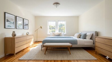 31 Hammond Pond Pky in Newton, MA - Building Photo - Building Photo