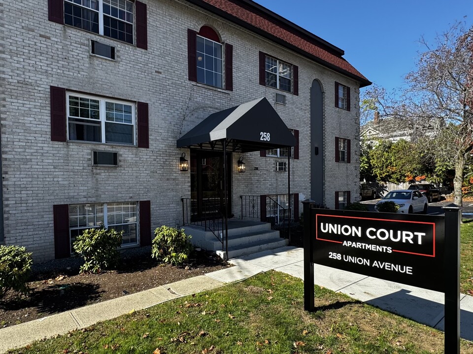 Union Court Apartments in Framingham, MA - Building Photo