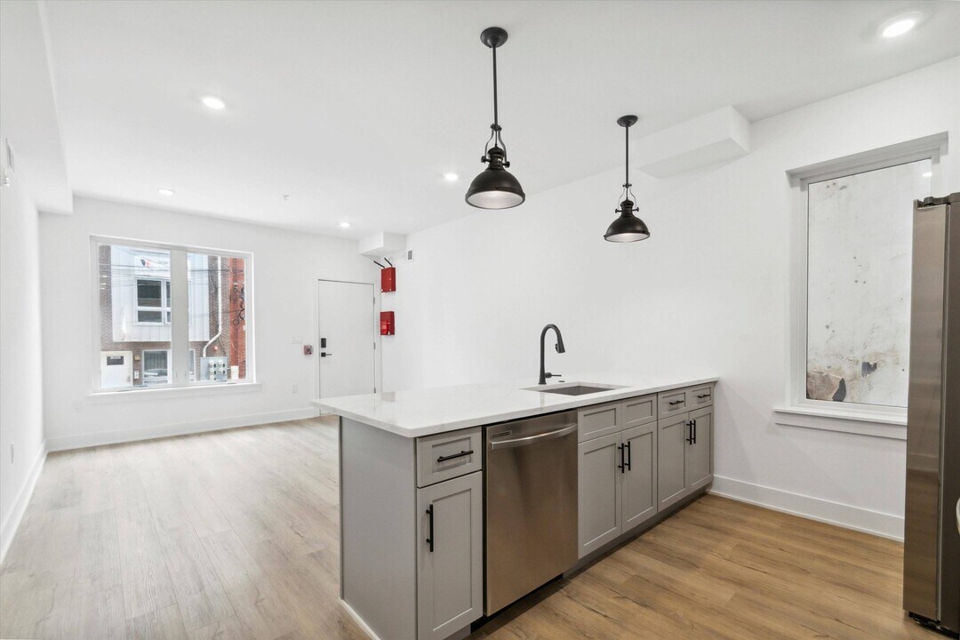 1834 N 18th St in Philadelphia, PA - Building Photo