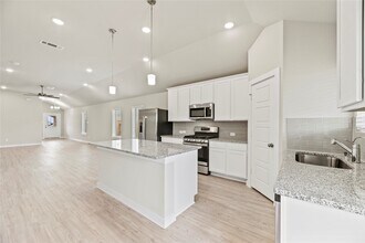 21670 Sandy Dune Dr in Cypress, TX - Building Photo - Building Photo