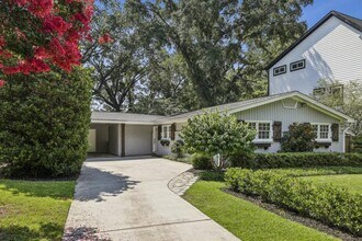 2575 Sharondale Dr NE in Atlanta, GA - Building Photo - Building Photo