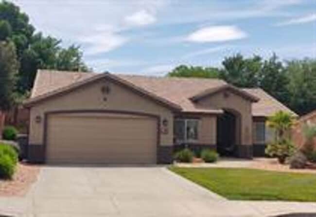 property at 1173 W Snow Canyon Pkwy