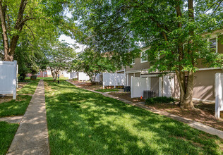 Randolph Park in Charlotte, NC - Building Photo - Building Photo