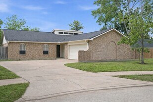 11631 Inga Ln in Houston, TX - Building Photo