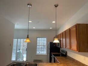 23 Trinity Cir in Rochester, NH - Building Photo - Building Photo