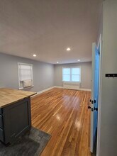 39 Kelly Pky, Unit 2 in Bayonne, NJ - Building Photo - Building Photo