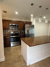 1343 Summit Run Cir in West Palm Beach, FL - Building Photo - Building Photo
