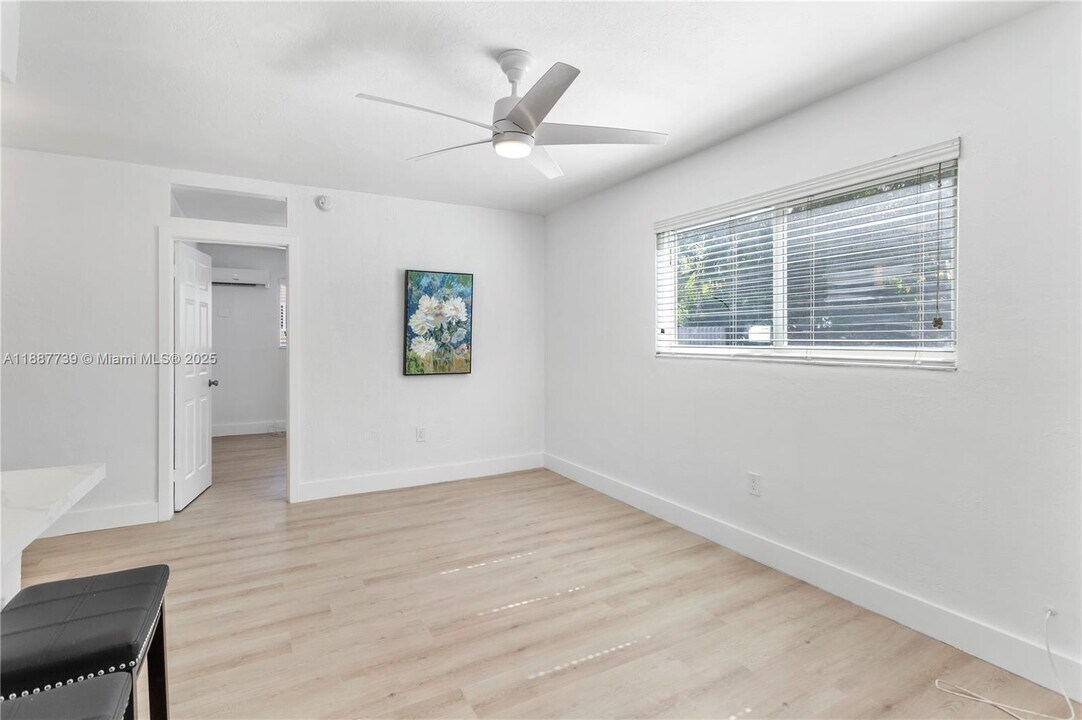 6330 SW 79th St in South Miami, FL - Building Photo