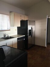 596 NE 199th Terrace in Miami, FL - Building Photo - Building Photo