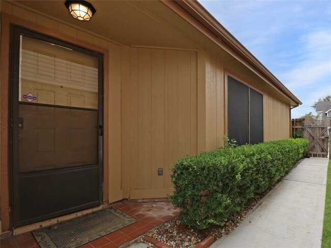 3413 Benfield Dr in Houston, TX - Building Photo - Building Photo