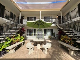 4425 50th St in San Diego, CA - Building Photo