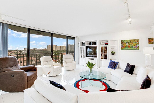 899 Jeffery St-Unit -602 in Boca Raton, FL - Building Photo - Building Photo