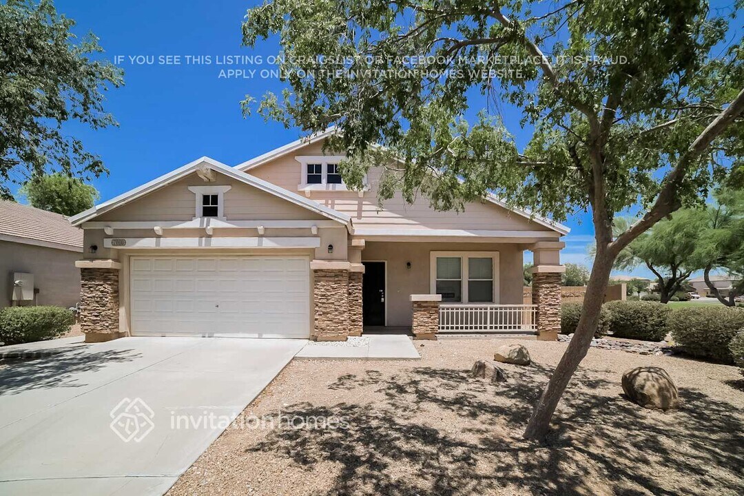 7060 W Glenn Dr in Glendale, AZ - Foto de edificio