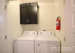 1511 Coyote Hls in Edinburg, TX - Building Photo - Building Photo