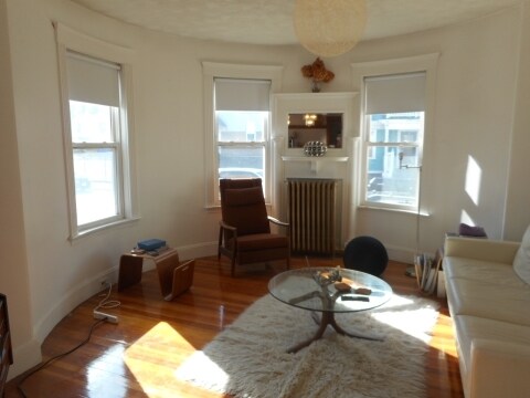88 Sumner St, Unit 1 in Boston, MA - Building Photo - Building Photo