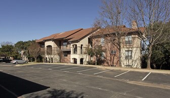 Monte Vista in Austin, TX - Building Photo