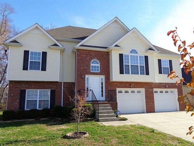 3948 Justene Ct in Clarksville, TN - Building Photo