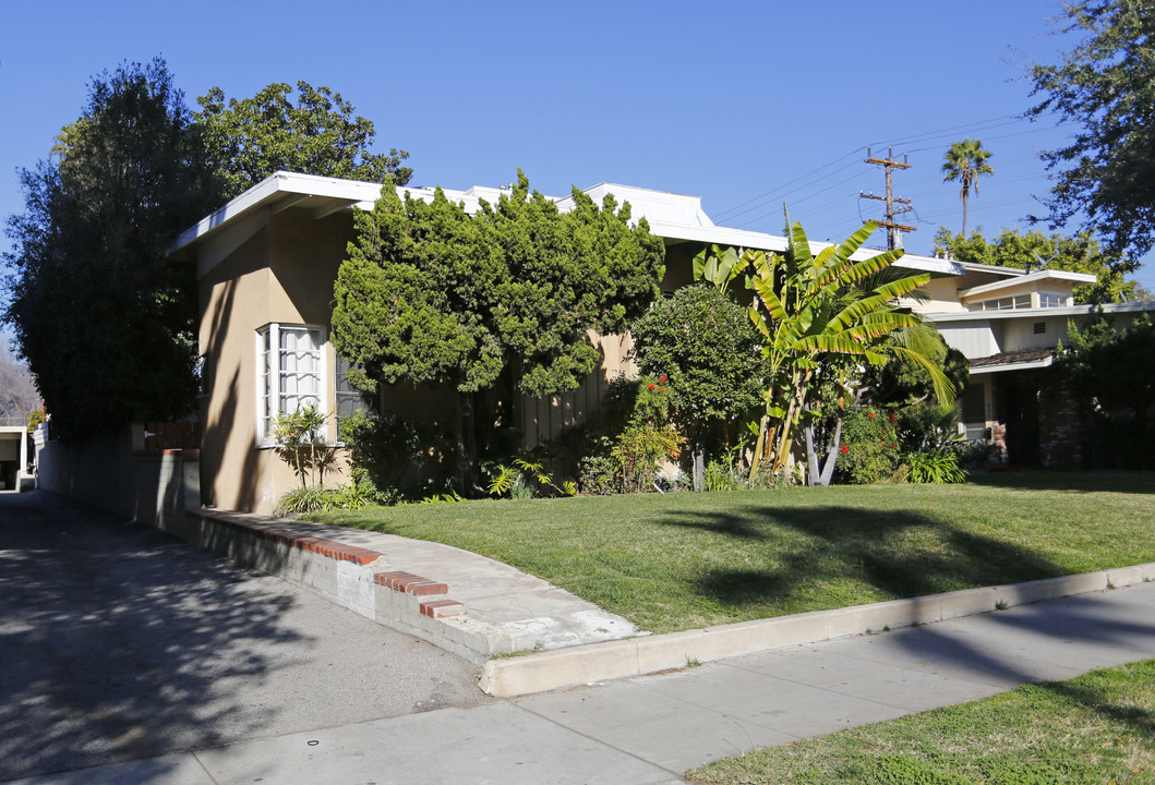 407 Riverdale Dr in Glendale, CA - Building Photo