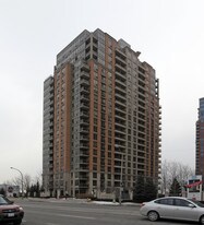 The Essex I in Toronto, ON - Building Photo
