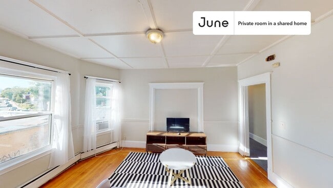 Room in Shared 5 bed/2 bath home in Boston, MA - Building Photo - Building Photo
