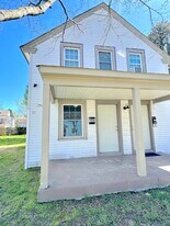 104 Cushing St in Portsmouth, VA - Building Photo