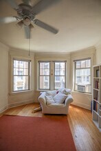 1047 W North Shore Ave in Chicago, IL - Foto de edificio - Building Photo