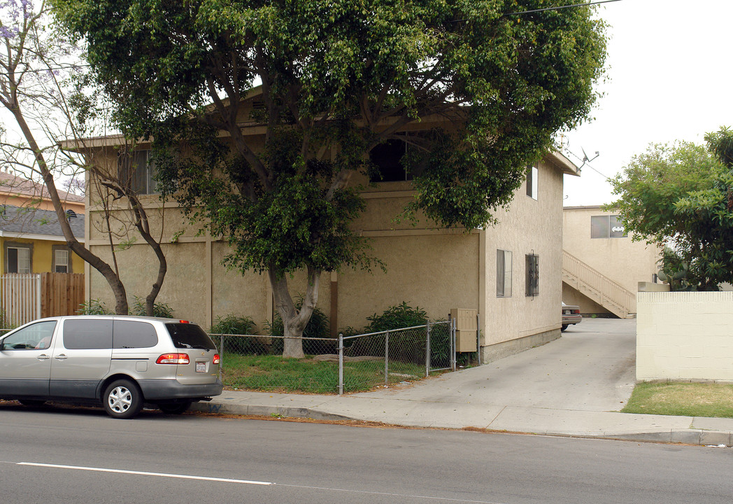 13314 S Vermont Ave in Gardena, CA - Building Photo