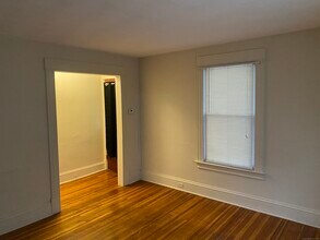 20 Ward St in Bristol, CT - Building Photo - Building Photo