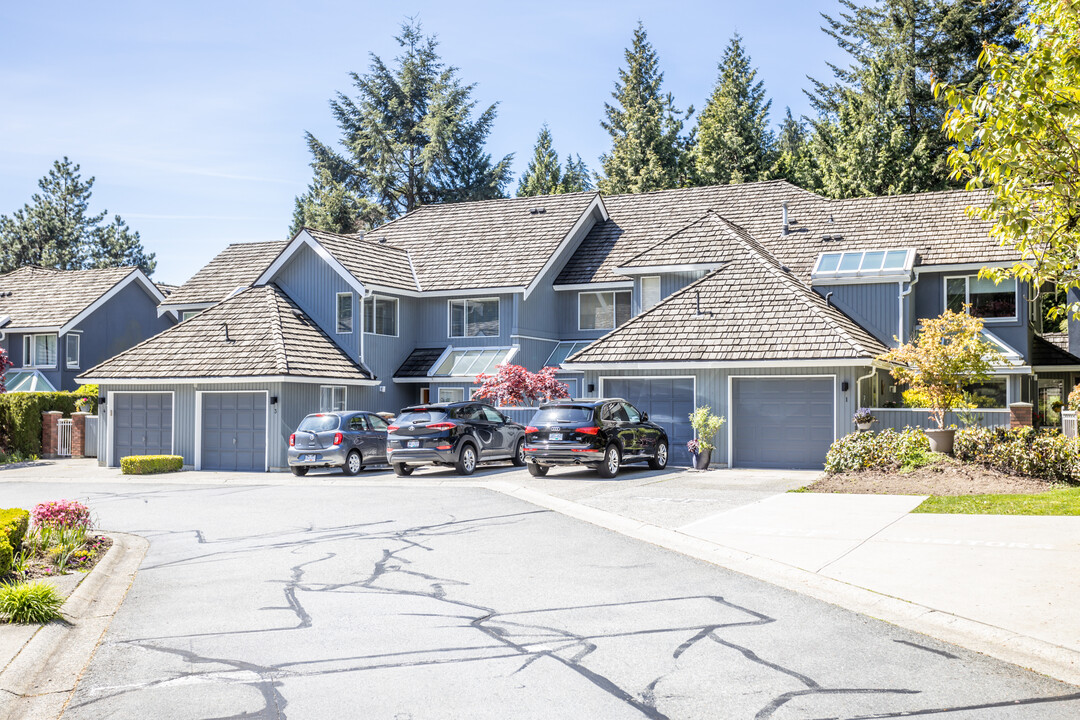 Windemere in North Vancouver, BC - Building Photo