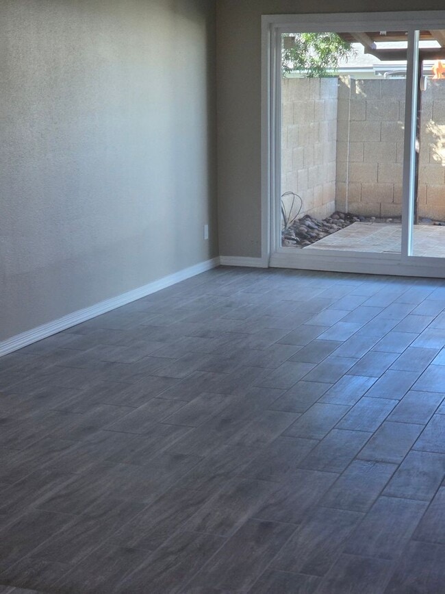 2970 S Country Club Way in Tempe, AZ - Building Photo - Building Photo