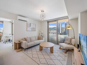 1374 Kapi‘olani Blvd in Honolulu, HI - Building Photo - Building Photo