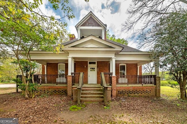 property at 960 Jackson St