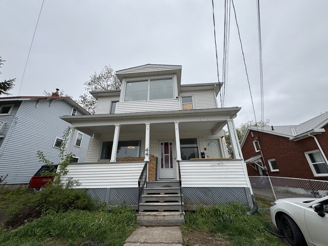 44 Henry St in Moncton, NB - Building Photo - Building Photo