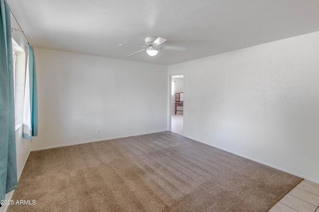 7013 E Loma Land Dr in Scottsdale, AZ - Foto de edificio - Building Photo