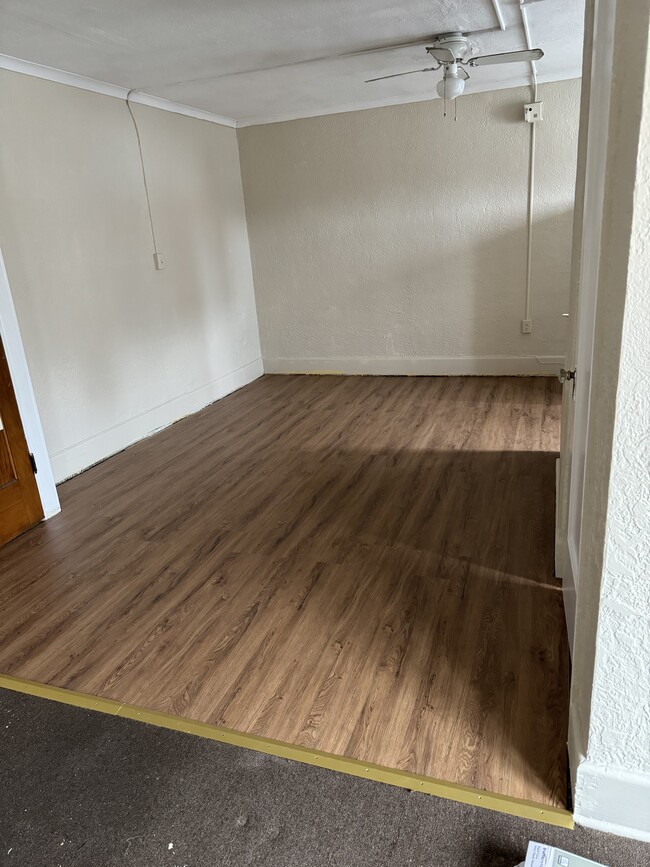 37 Chapel Rd, Unit 37-5