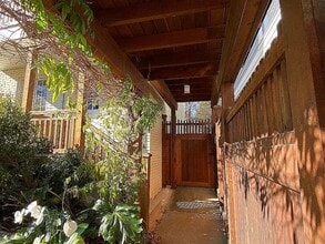 52 Westminster Dr NE, Unit 1 in Atlanta, GA - Building Photo - Building Photo