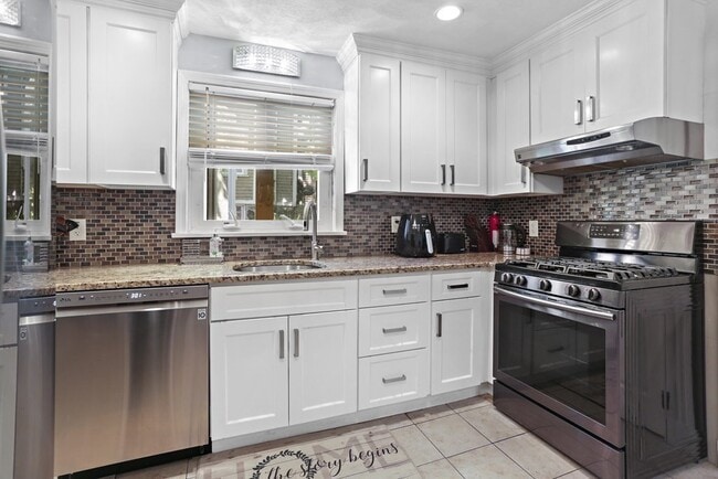 181 Green St in Melrose, MA - Building Photo - Building Photo