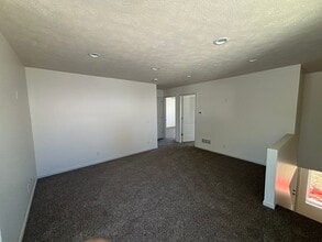3234 9th Ave in Council Bluffs, IA - Building Photo - Building Photo