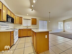 21629 N 48th Pl in Phoenix, AZ - Building Photo - Building Photo