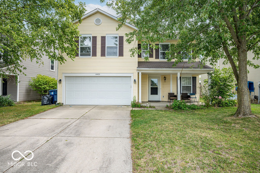 14435 Forsythia Ln in Fishers, IN - Building Photo