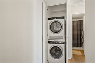 1570 Lawrence Ave West in Toronto, ON - Building Photo - Building Photo