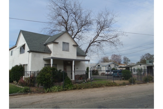 1018 S 1st St in Turlock, CA - Building Photo - Building Photo